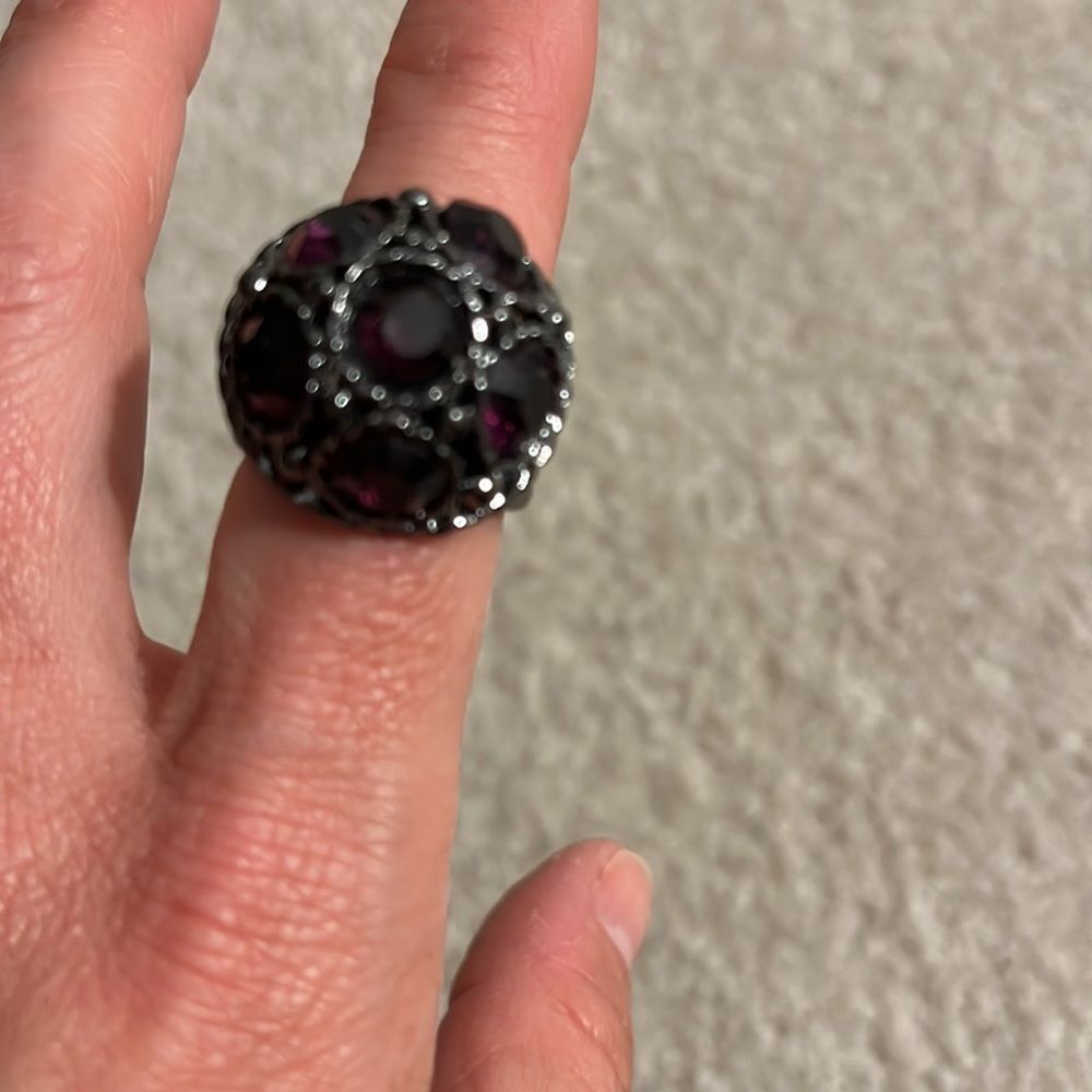 Ring - Picture 2 of 3